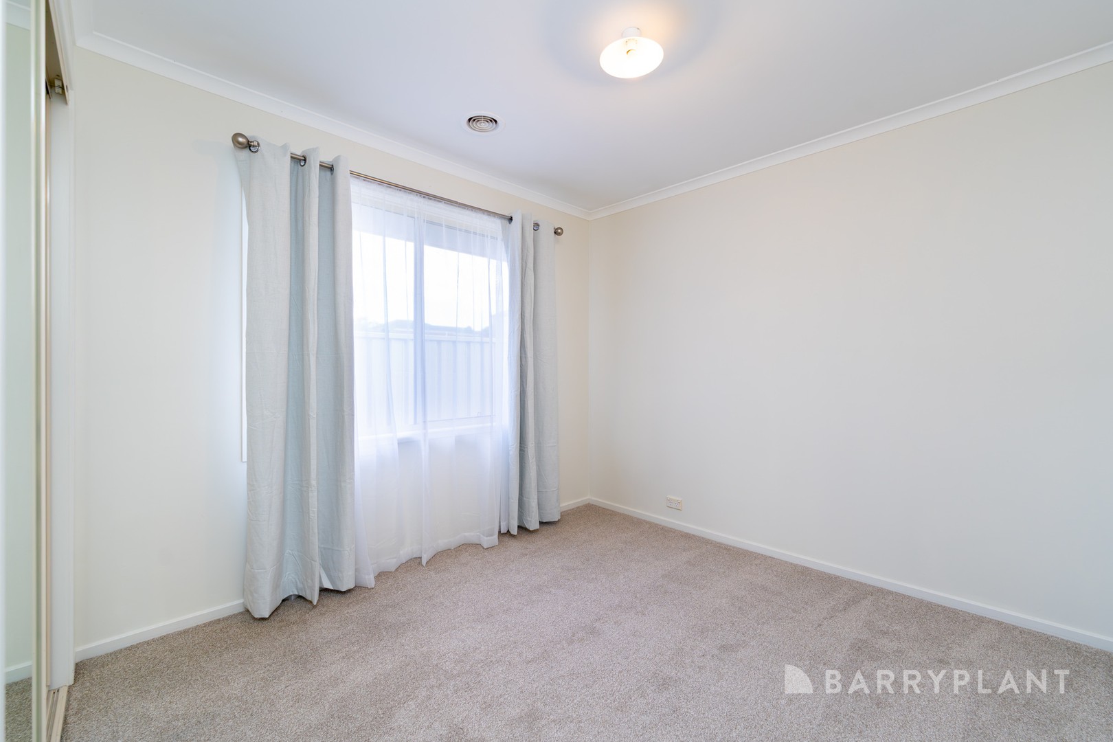 6 Waterford Avenue, Craigieburn, VIC 3064, Craigieburn - Thumbnail 8