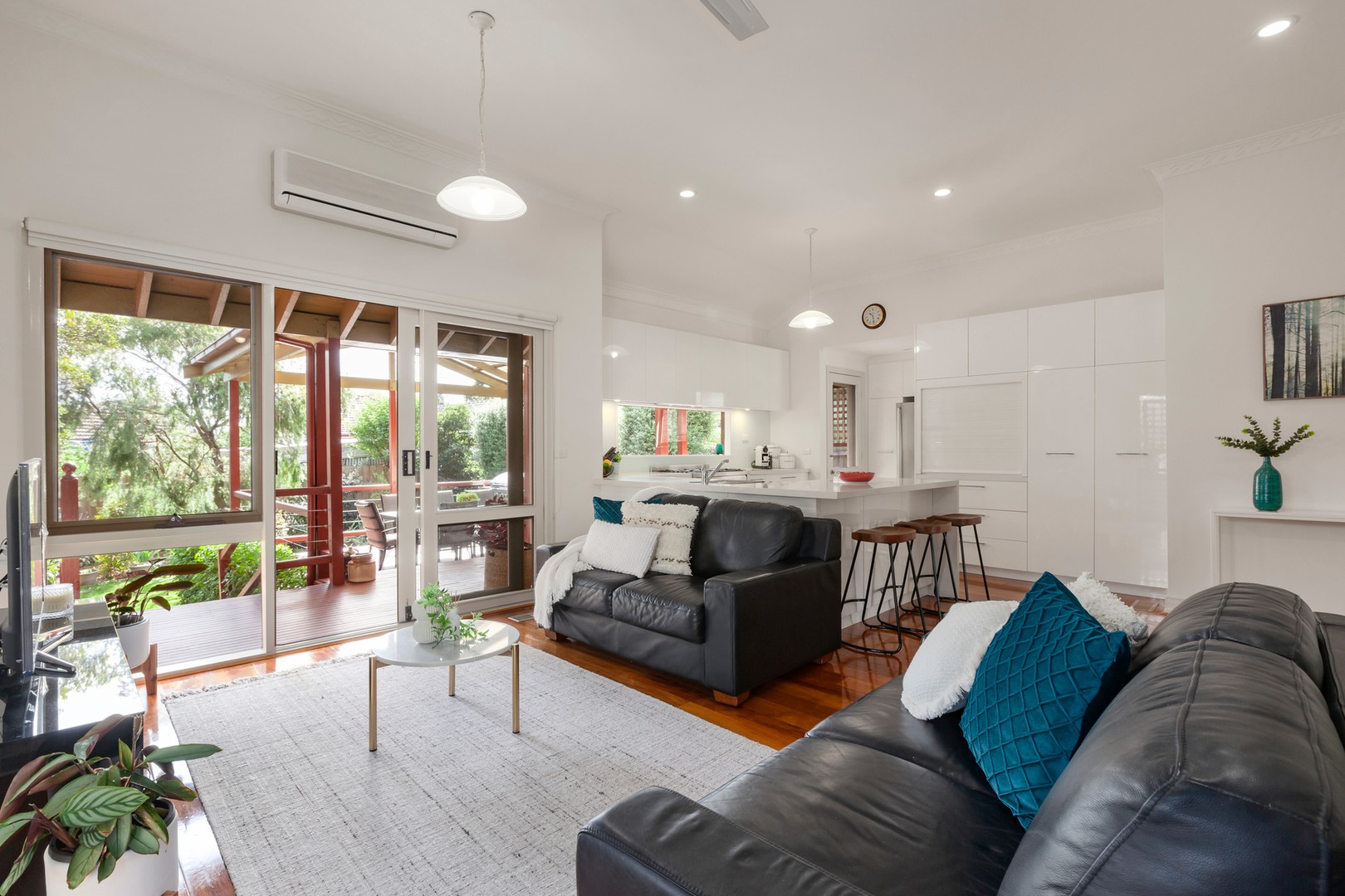 6 Wattle Grove, Coburg, VIC 3058 - Thumbnail 2 - 20/04/2022