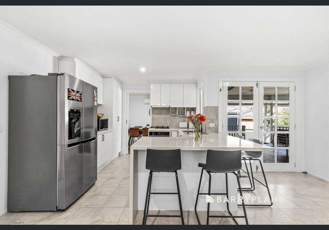 6 Westminster Drive, Rowville, VIC 3178, Rowville - Thumbnail 2