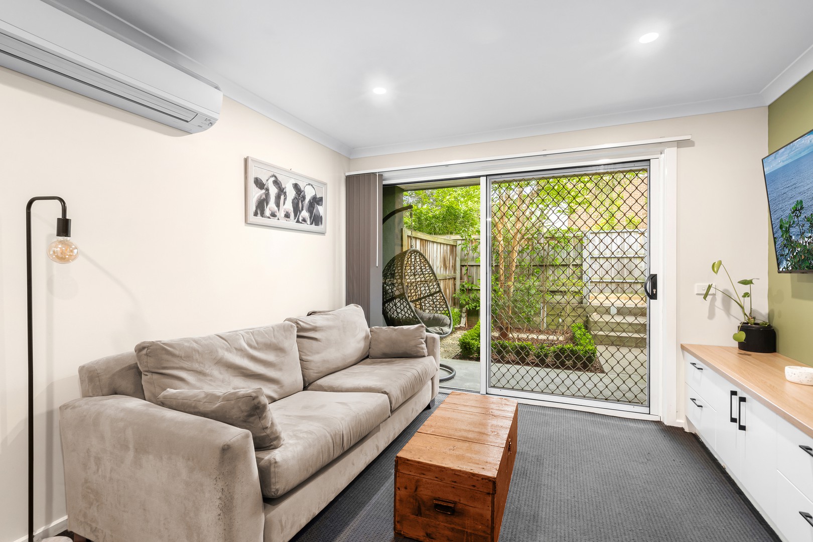 6 White Close, Lilydale, VIC 3140 - Thumbnail 2 - 29/01/2024