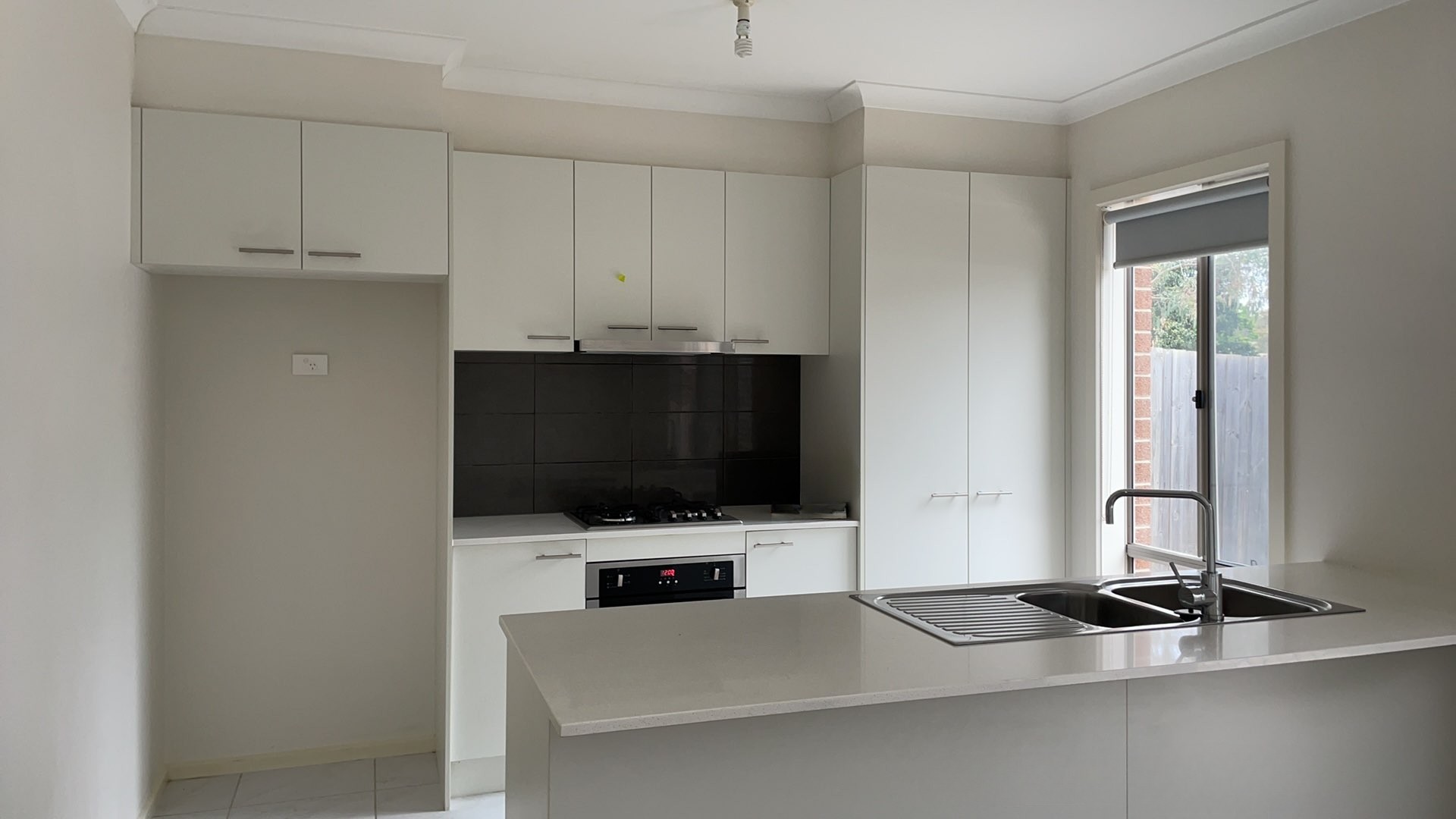 6 White Flats Terrace, Croydon, VIC 3136, Croydon - Thumbnail 2