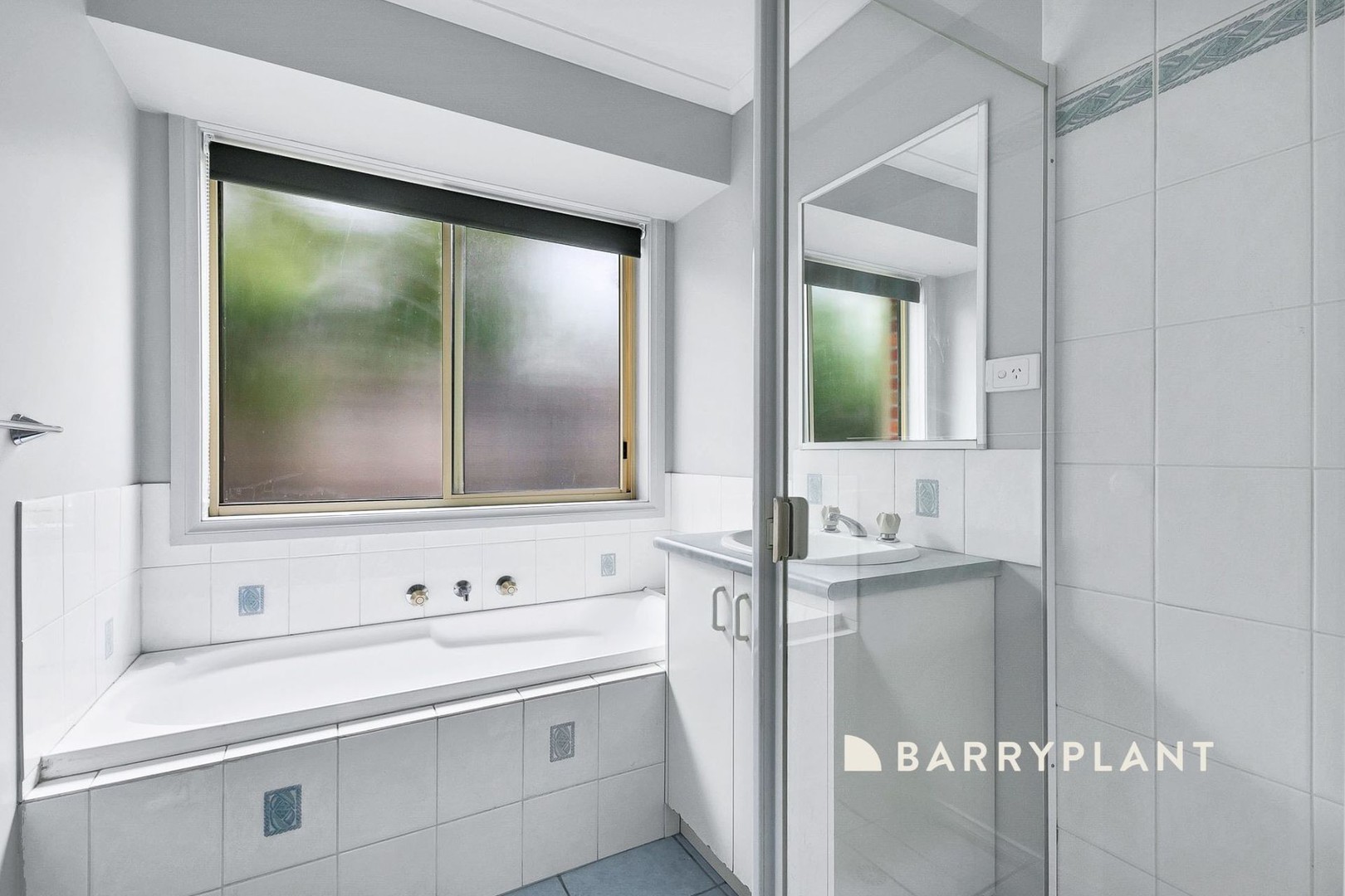 6 Woodbury Court, Narre Warren South, VIC 3805, Narre Warren South - Thumbnail 6