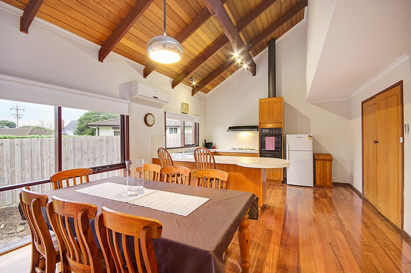 6 Woodfern Court, Highton, VIC 3216, Highton - Thumbnail 2