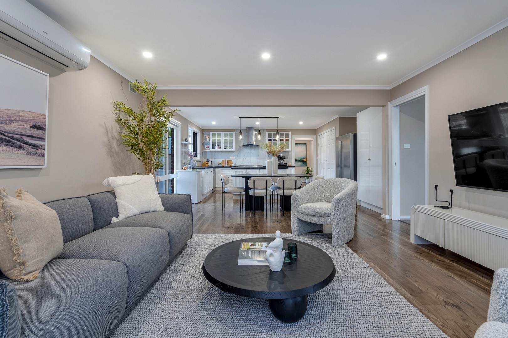 6 Woodlands Court, Craigieburn, VIC 3064, Craigieburn - Thumbnail 7