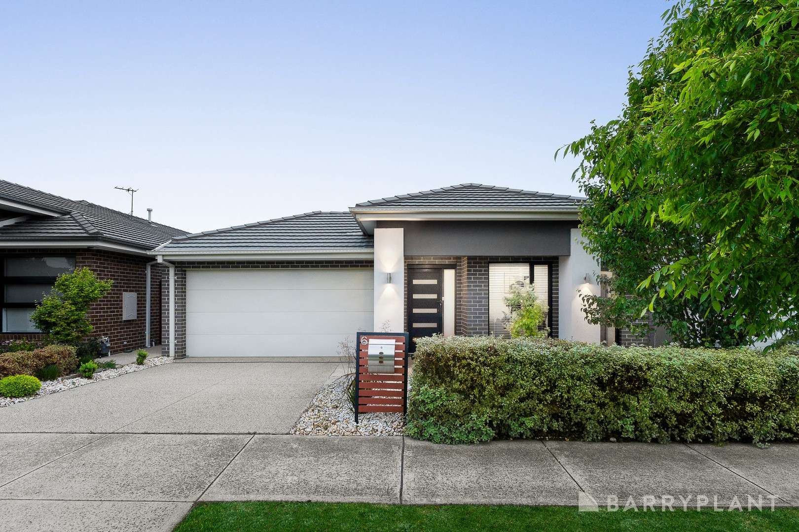 6 Yamba Close, Cranbourne North, VIC 3977
