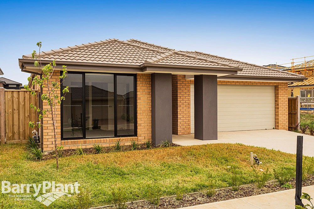 6 Yarkon Way, Point Cook, VIC 3030, Point Cook - Thumbnail 2