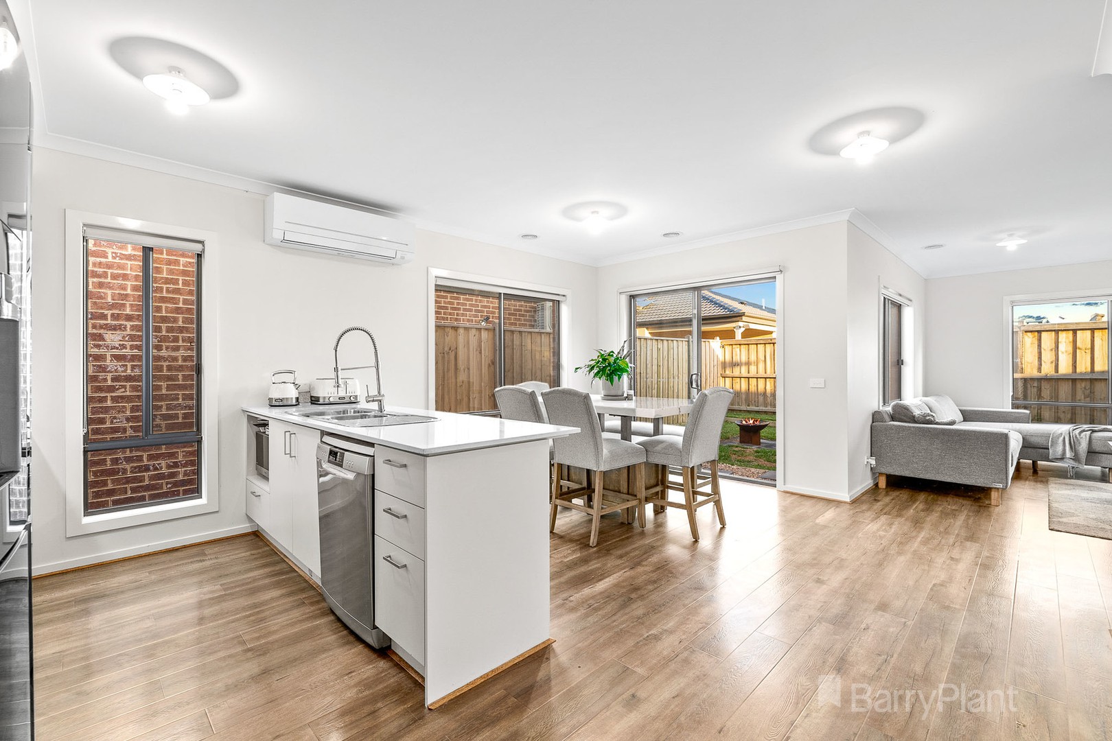 6 Yolen Street, Officer, VIC 3809, Officer - Thumbnail 6