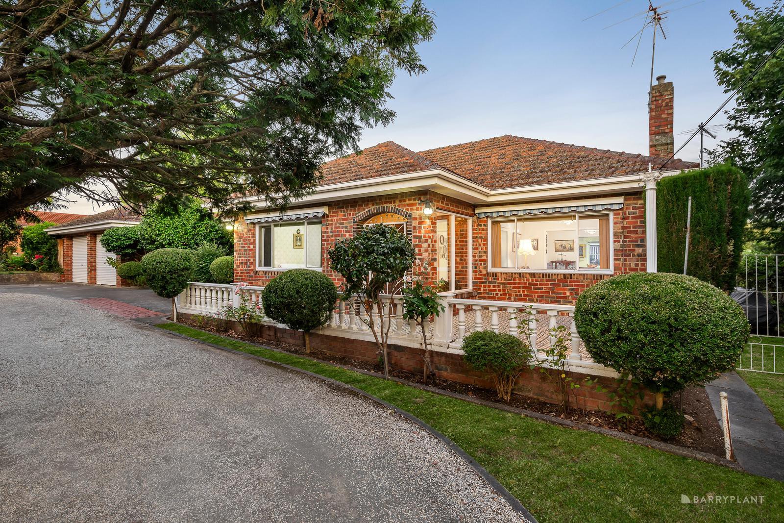 60-62 Tunstall Road, Donvale, VIC 3111 - Thumbnail 2 - 13/01/2025