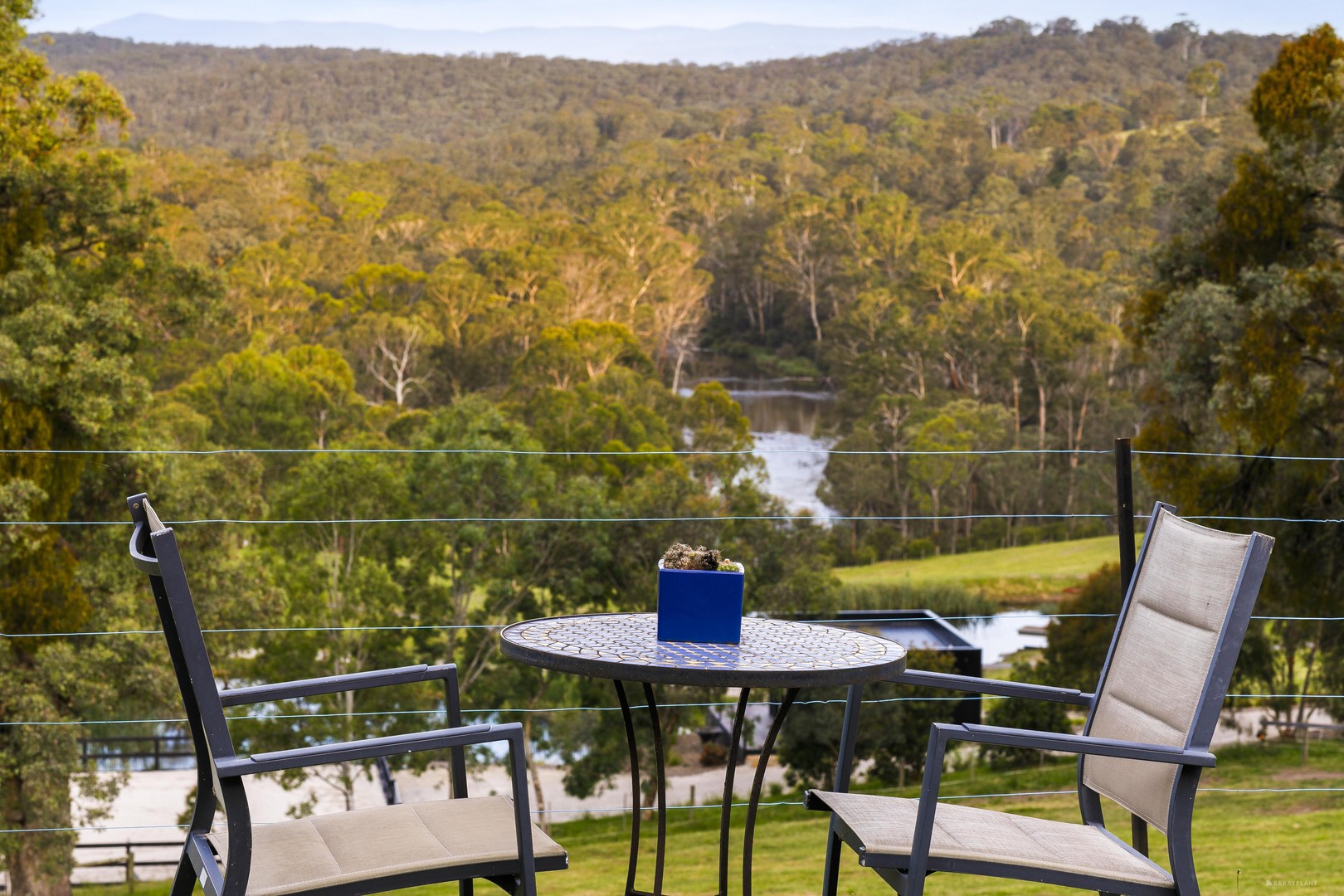 60 Bourchiers Road, Kangaroo Ground, VIC 3097 - Thumbnail 2 - 15/12/2025