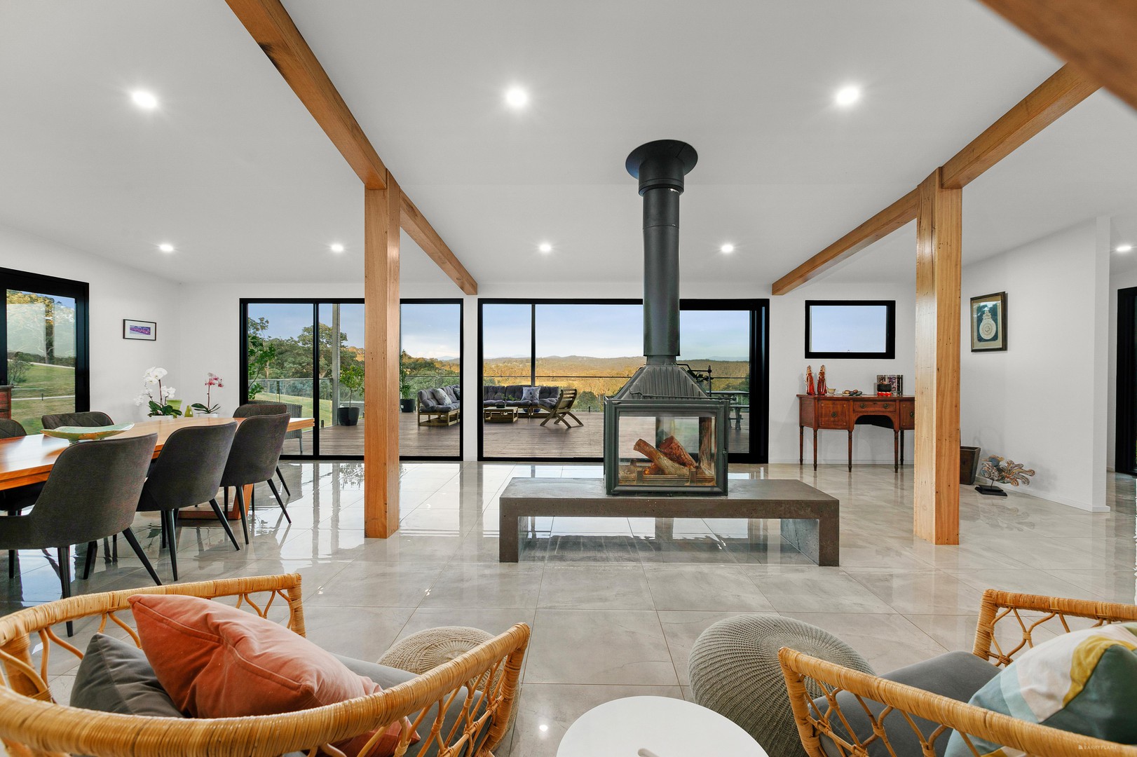 60 Bourchiers Road, Kangaroo Ground, VIC 3097 - Thumbnail 2 - 15/12/2025