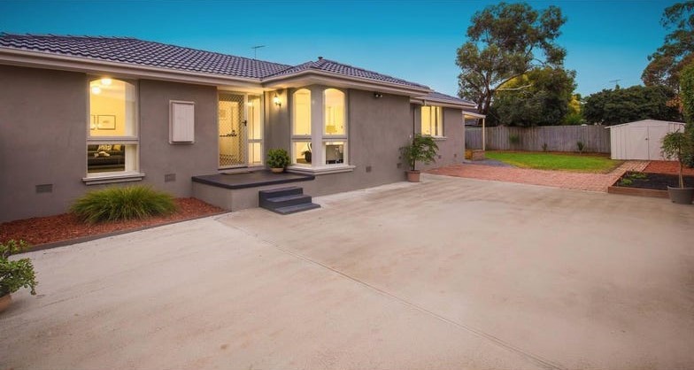 60 Cambridge Crescent, Werribee, VIC 3030 - Thumbnail 1 - 08/10/2021