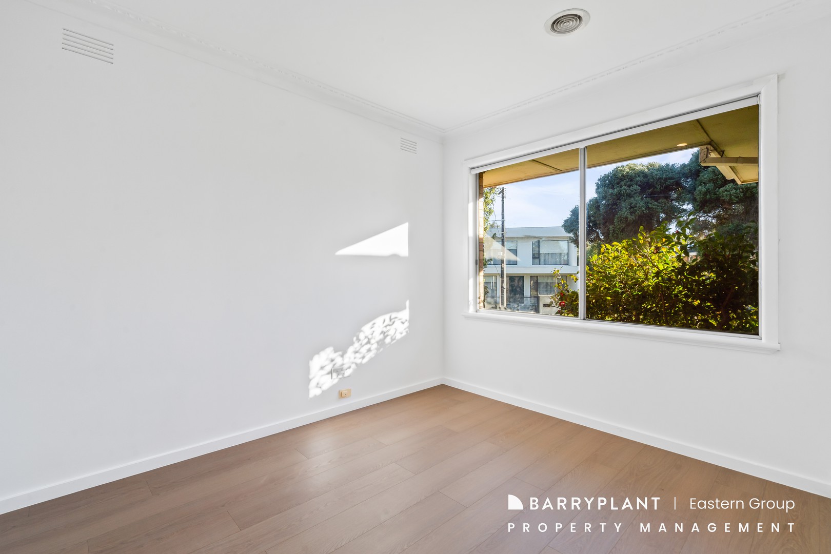 60 Castleton Road, Viewbank, VIC 3084, Viewbank - Thumbnail 7