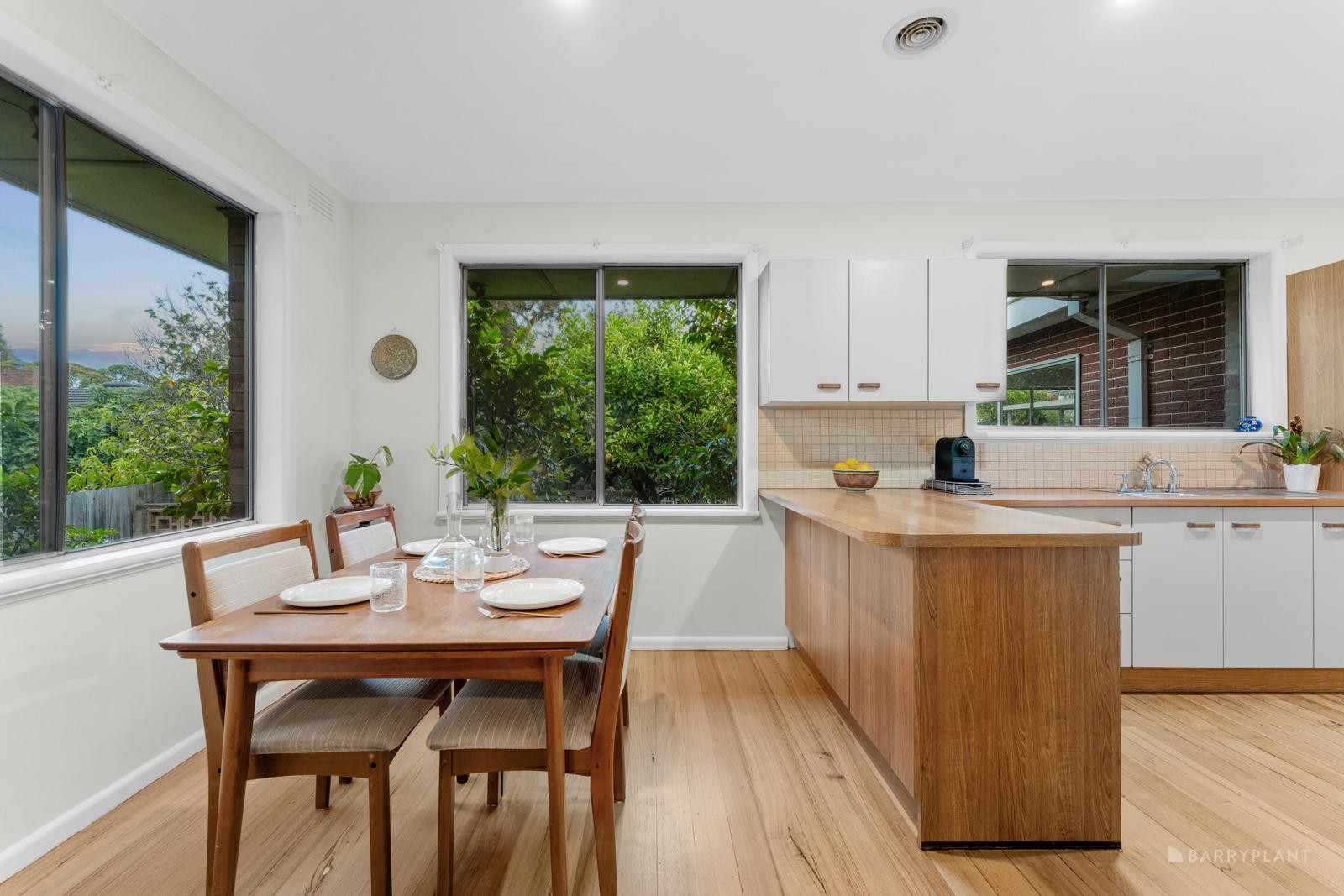 60 Castleton Road, Viewbank, VIC 3084, Viewbank - Thumbnail 5