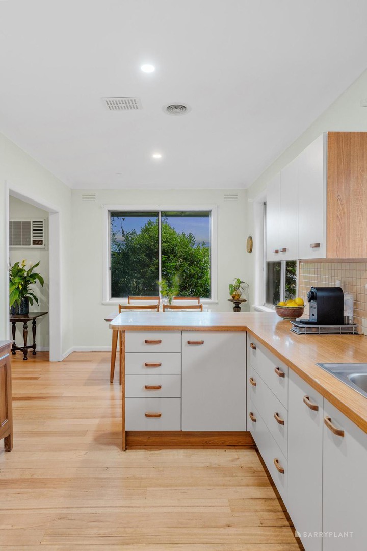 60 Castleton Road, Viewbank, VIC 3084, Viewbank - Thumbnail 8
