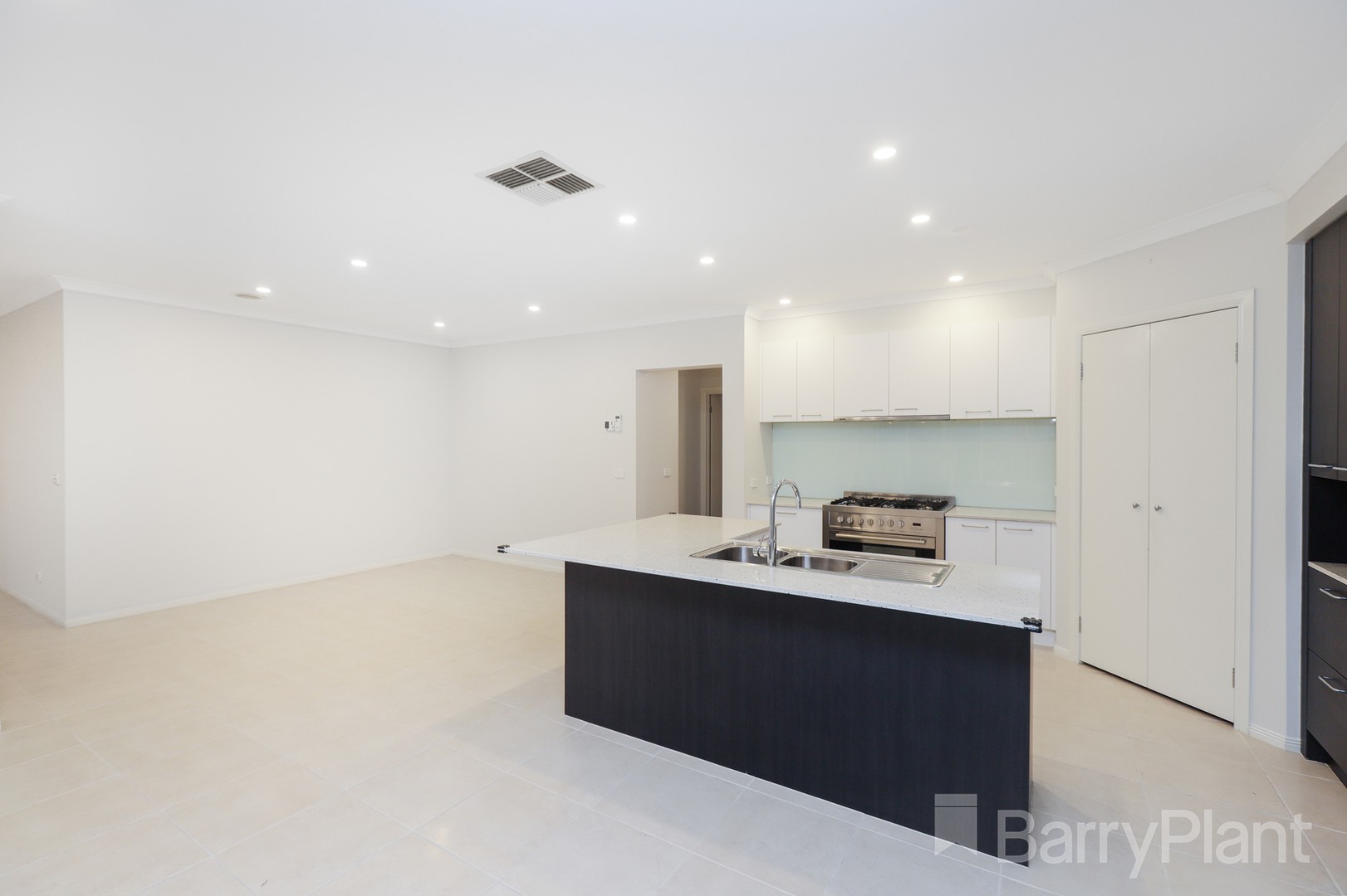 60 Diosma Avenue, Sunshine West, VIC 3020, Sunshine West - Thumbnail 6