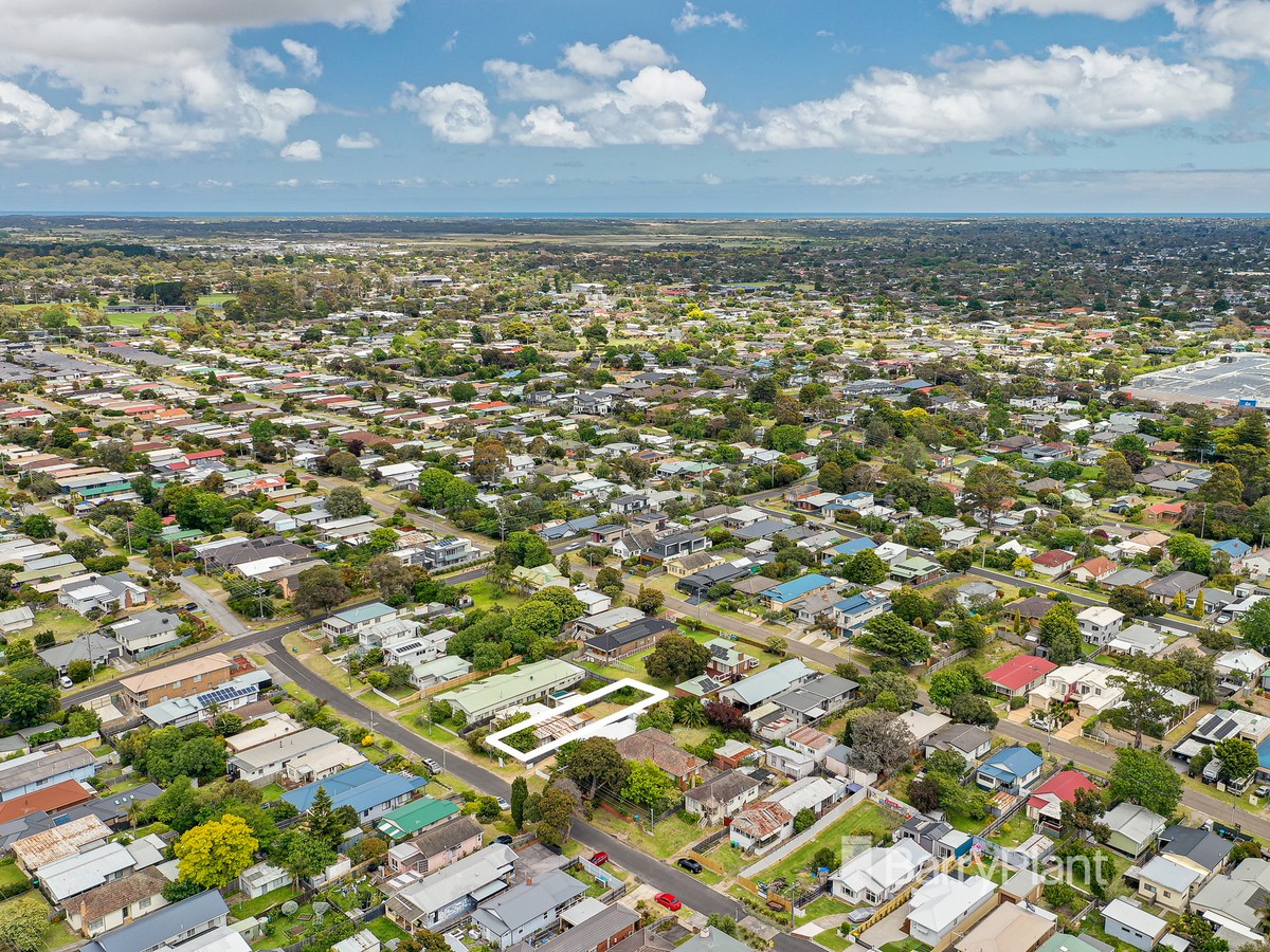 60 Fourth Avenue, Rosebud, VIC 3939, Rosebud - Thumbnail 7