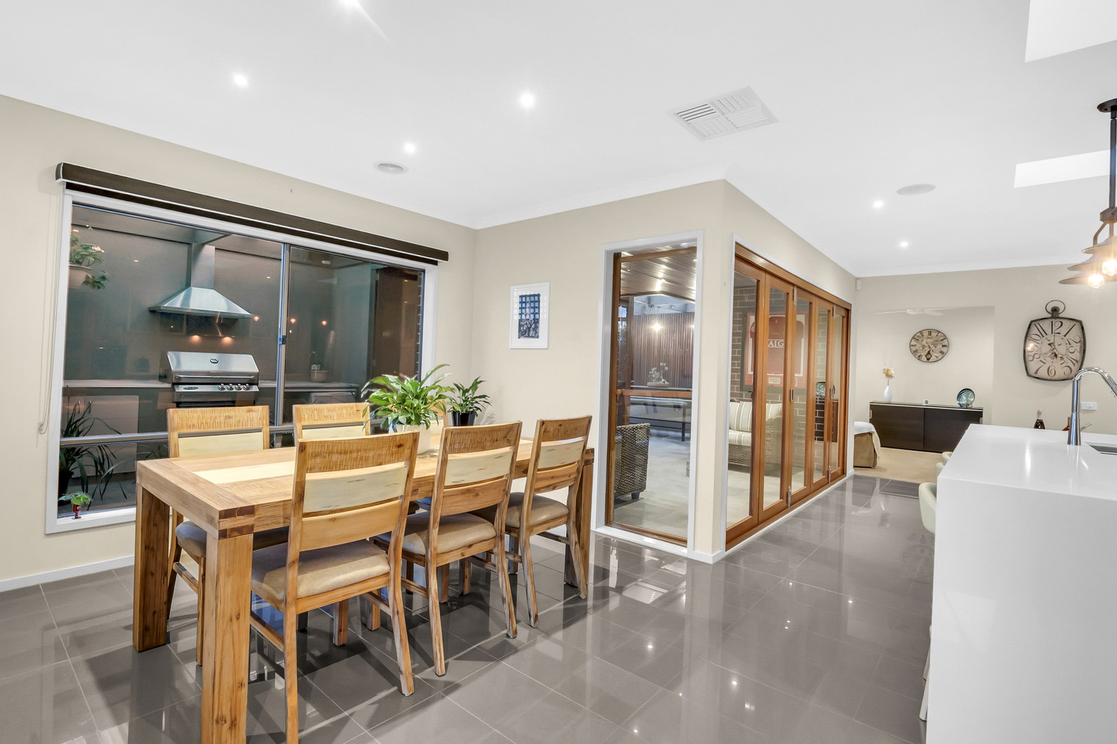 60 Huntington Drive, Craigieburn, VIC 3064, Craigieburn - Thumbnail 4
