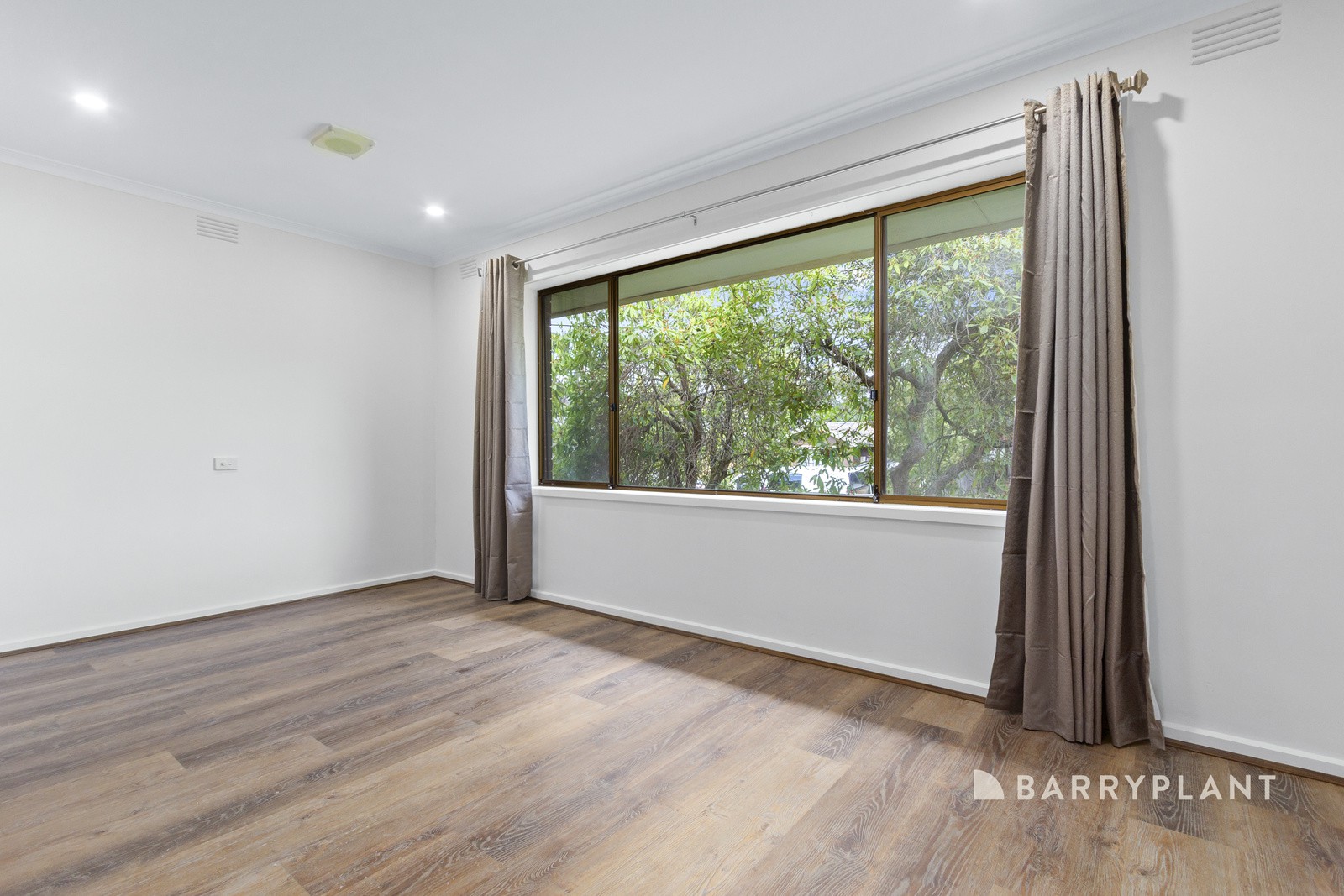 60 Kevin Avenue, Ferntree Gully, VIC 3156, Ferntree Gully - Thumbnail 4