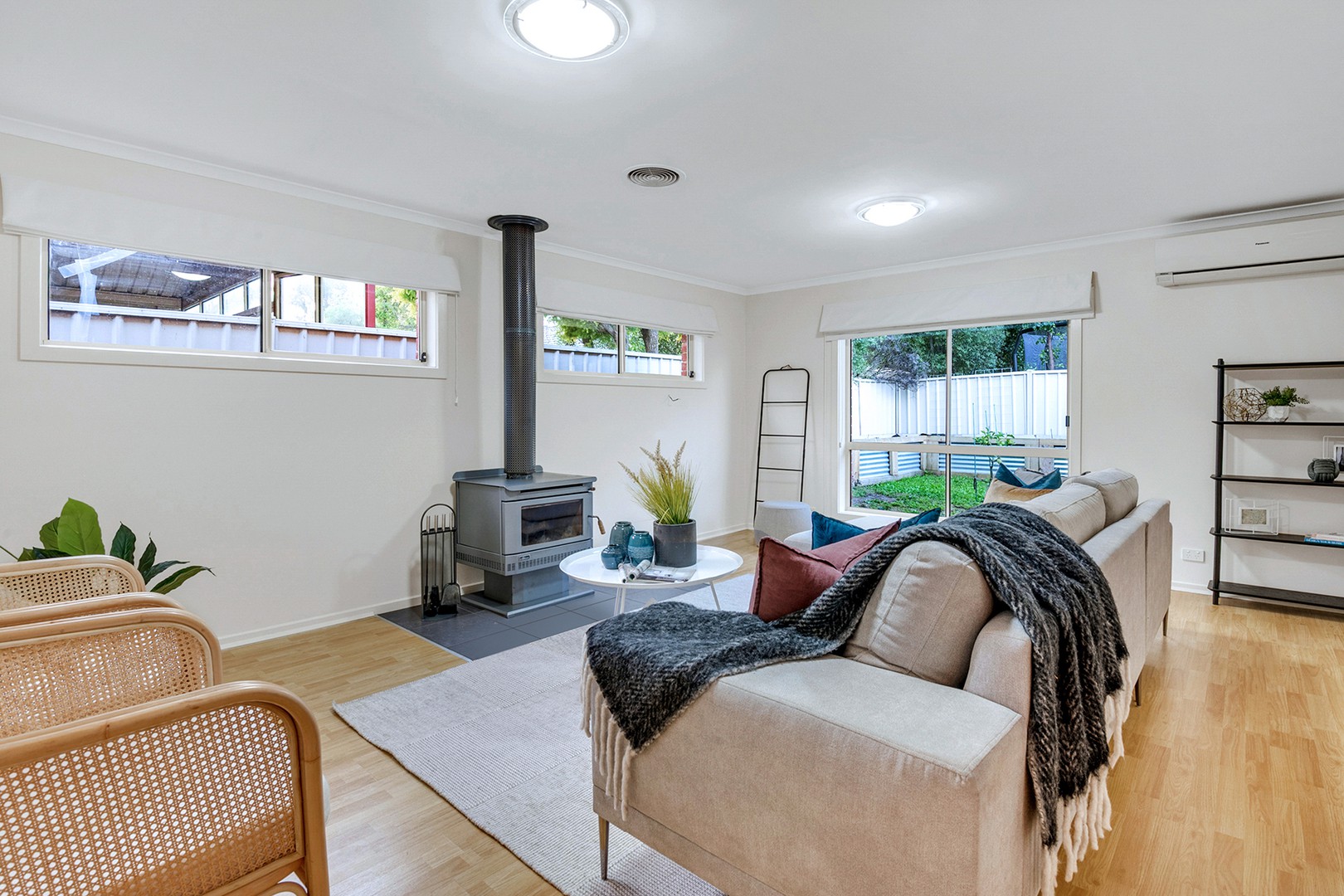 60 Lakes Drive, Craigieburn, VIC 3064, Craigieburn - Thumbnail 6