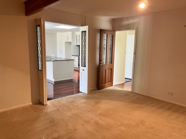 60 Lyons  Road, Croydon, VIC 3136, Croydon - Thumbnail 2