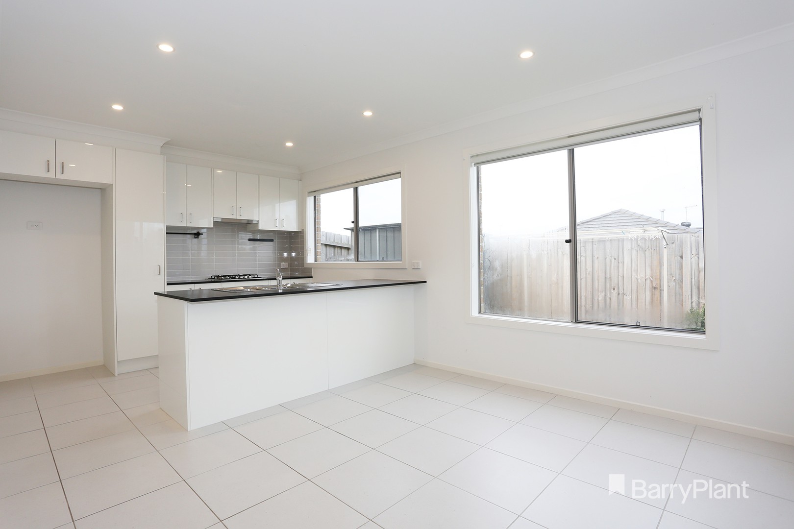 60 Mulcahy Road, Pakenham, VIC 3810, Pakenham - Thumbnail 2