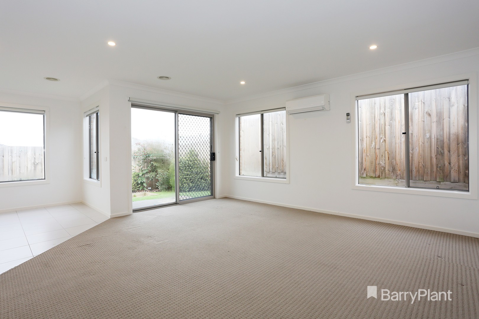 60 Mulcahy Road, Pakenham, VIC 3810, Pakenham - Thumbnail 3