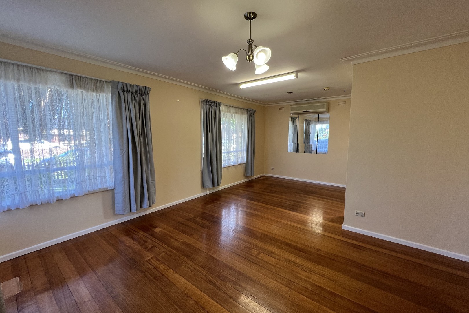 60 Oleander Drive, St Albans, VIC 3021, St Albans - Thumbnail 3