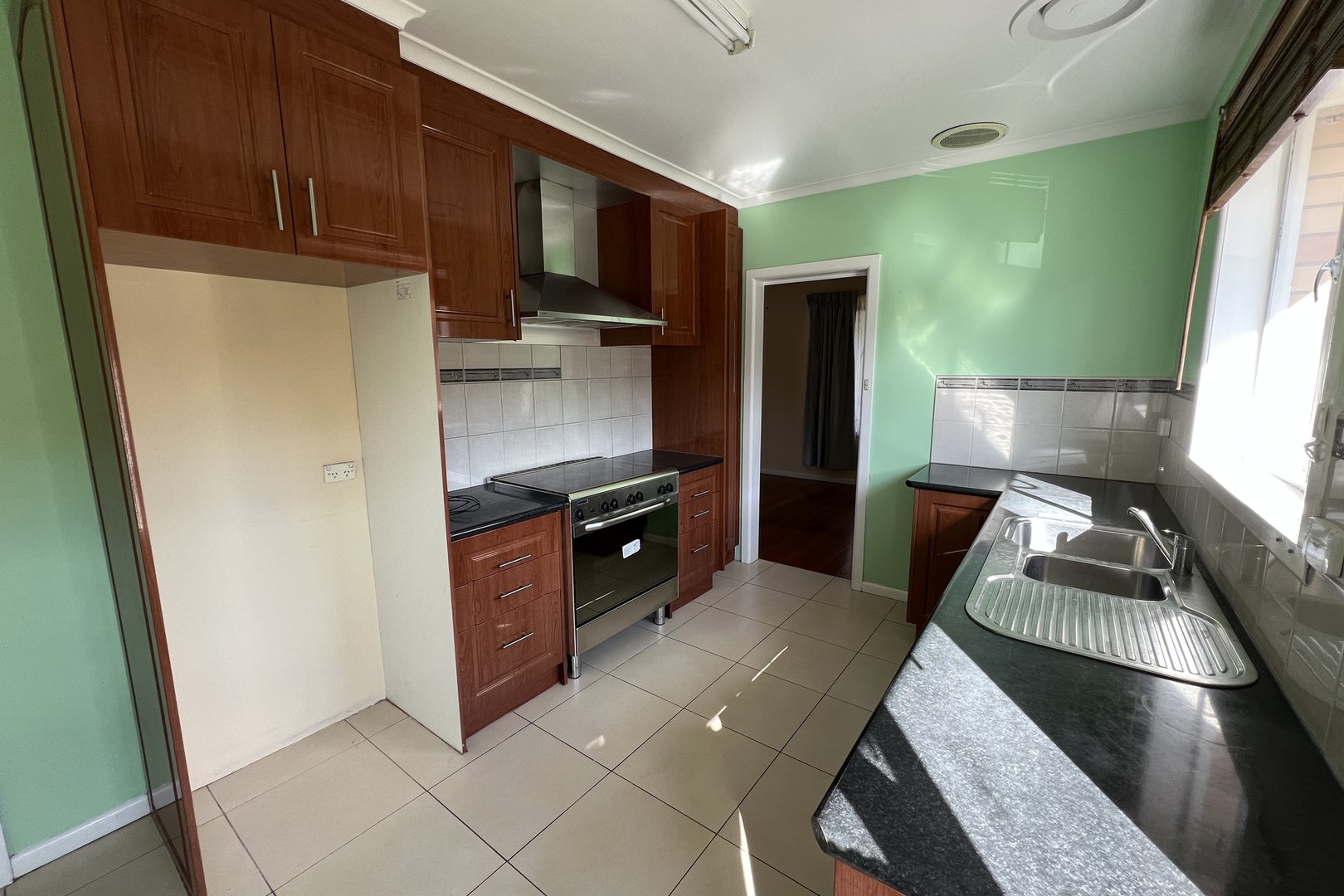 60 Oleander Drive, St Albans, VIC 3021, St Albans - Thumbnail 4