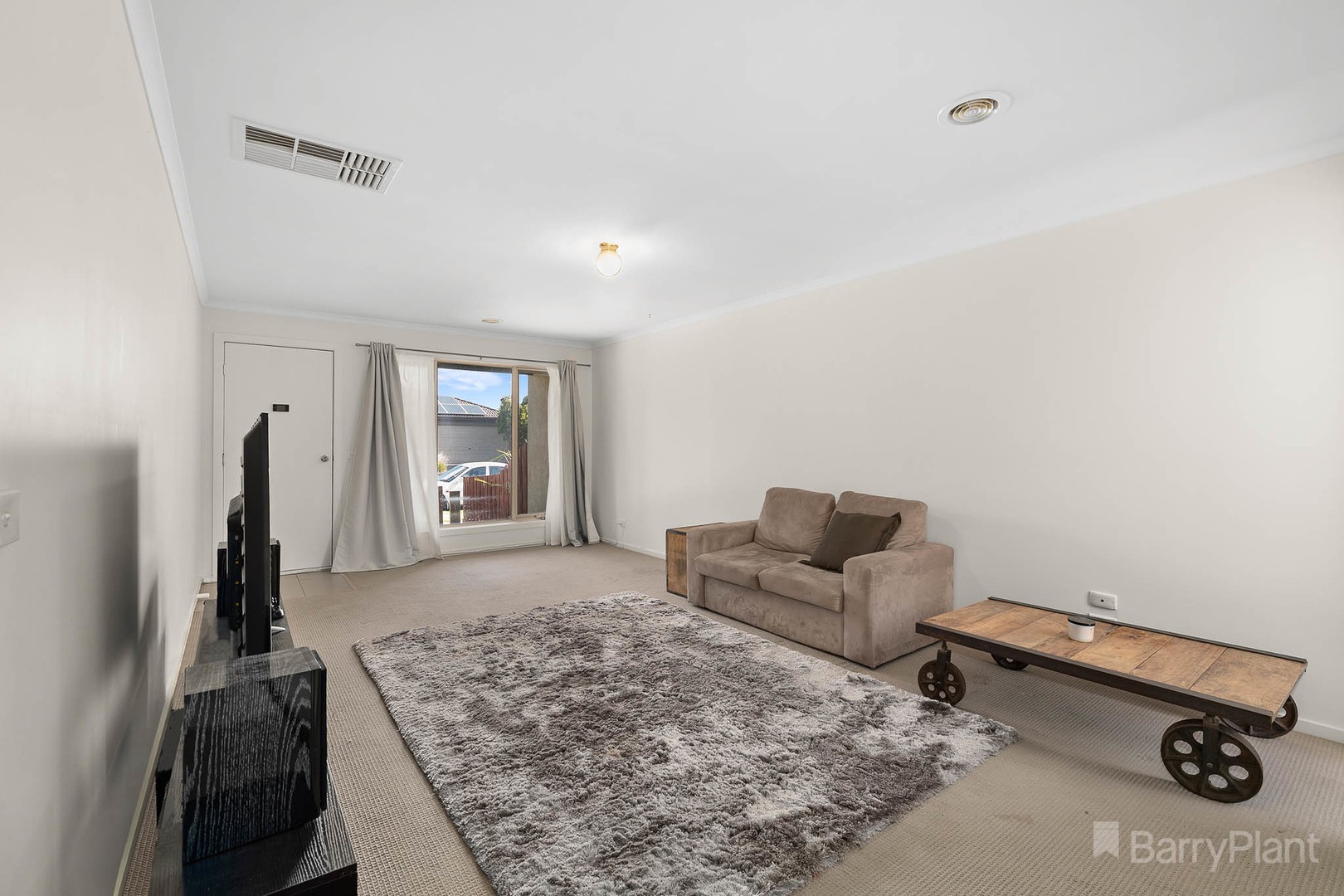 60 Pommel Street, Pakenham, VIC 3810, Pakenham - Thumbnail 2