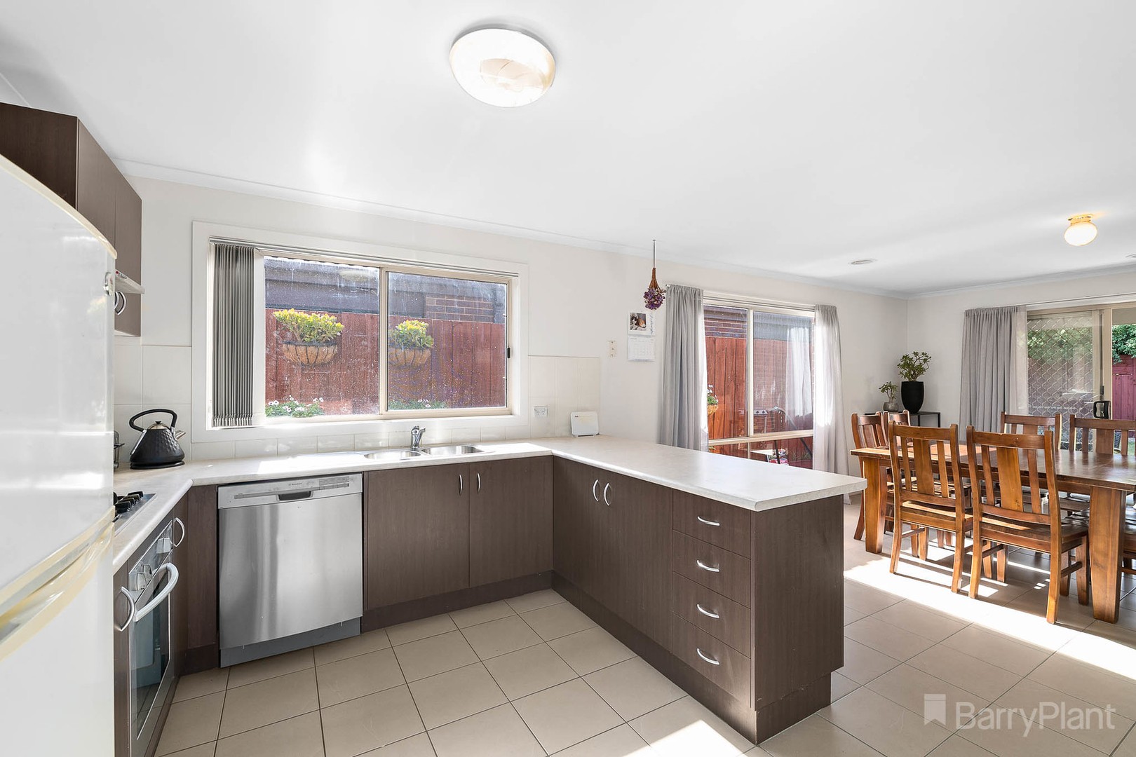 60 Pommel Street, Pakenham, VIC 3810, Pakenham - Thumbnail 5