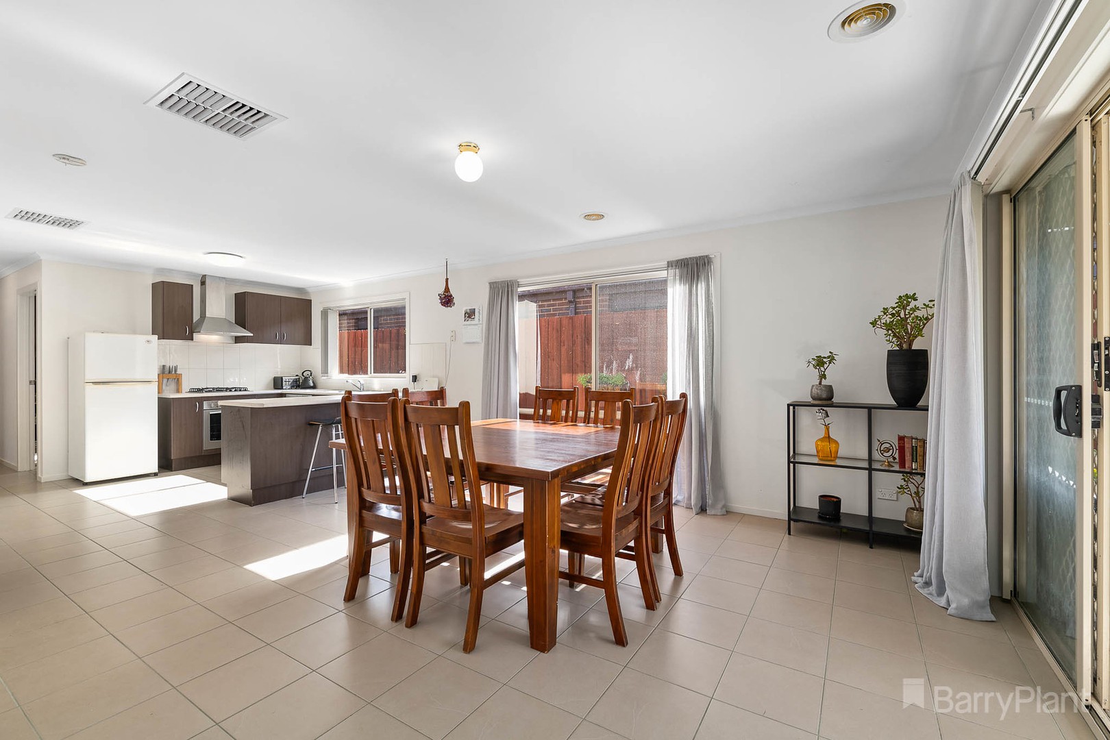 60 Pommel Street, Pakenham, VIC 3810, Pakenham - Thumbnail 7