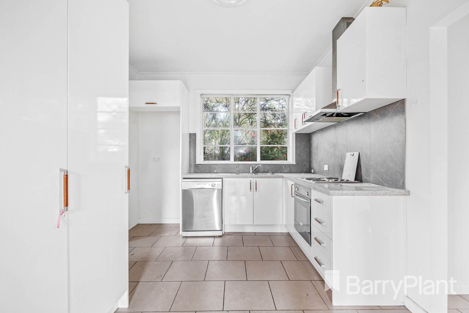 60 Primrose Street, Wendouree, VIC 3355, Wendouree - Thumbnail 2