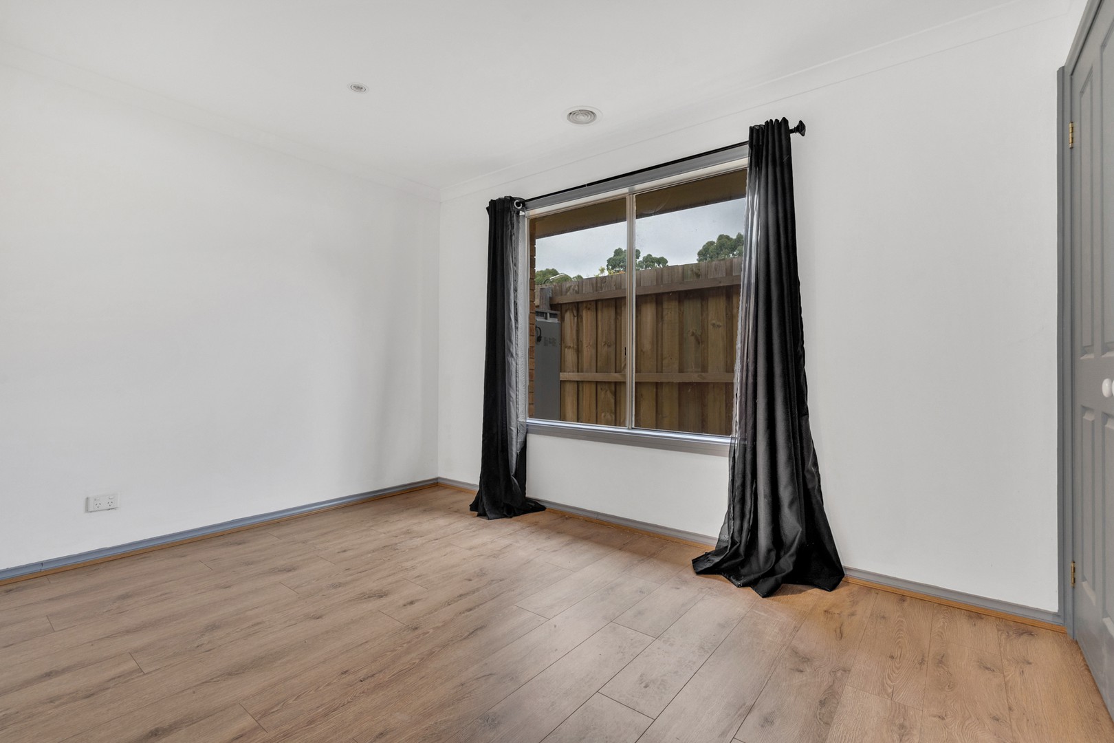 60 Rhine Drive, Roxburgh Park, VIC 3064, Roxburgh Park - Thumbnail 4