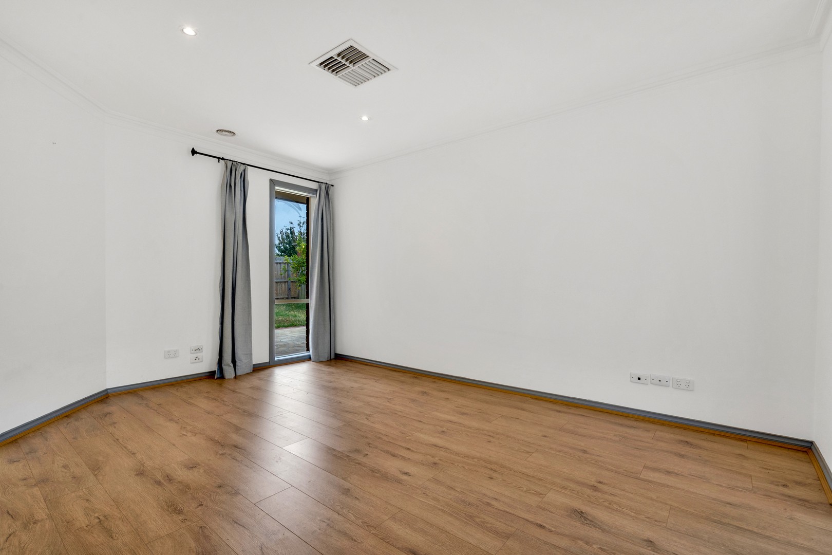 60 Rhine Drive, Roxburgh Park, VIC 3064, Roxburgh Park - Thumbnail 7