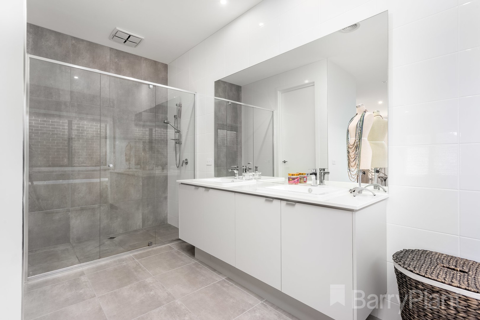 60 Sommersby Road, Point Cook, VIC 3030, Point Cook - Thumbnail 3