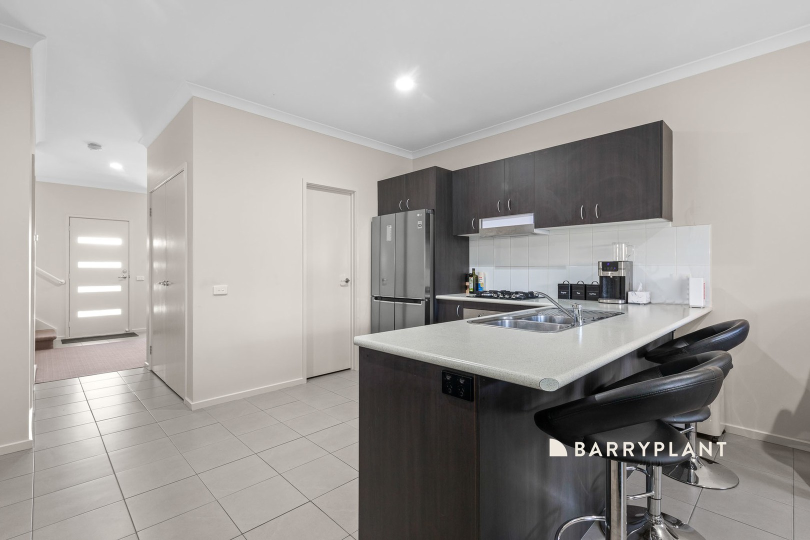 60 The Parkway, Pakenham, VIC 3810 - Thumbnail 2 - 19/03/2025