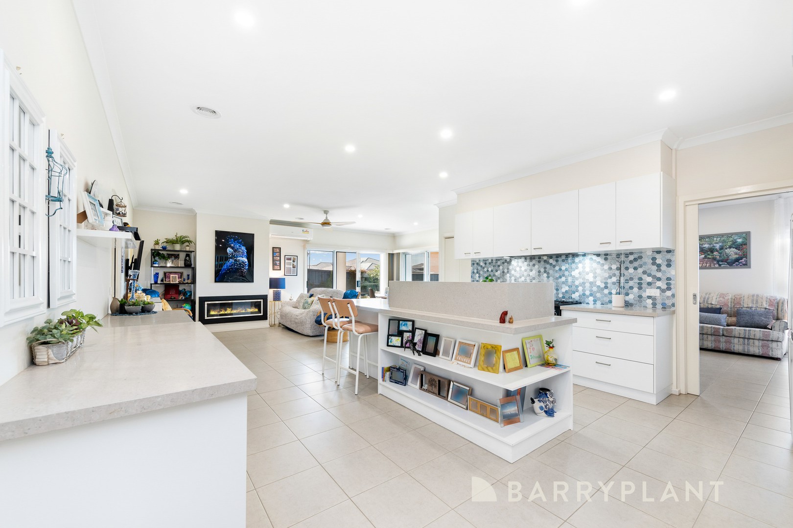 60 Tundra Esplanade, Werribee, VIC 3030, Werribee - Thumbnail 6