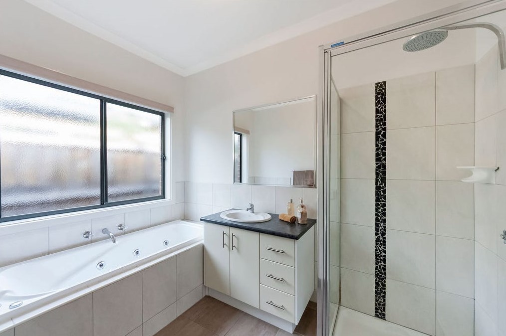 60 Tuross Crescent, South Morang, VIC 3752, South Morang - Thumbnail 7