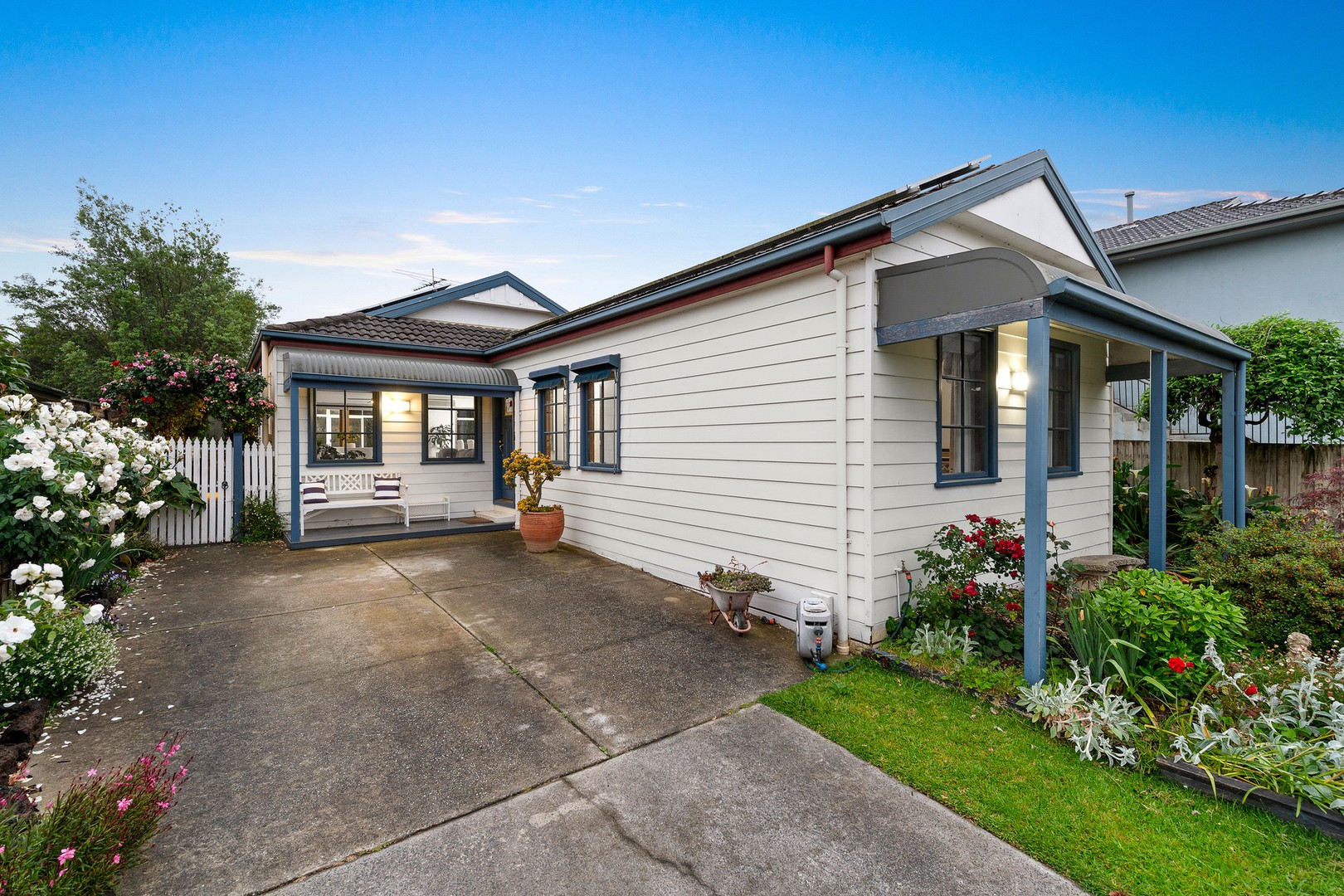 60 Warrawong Drive, Berwick, VIC 3806 - Thumbnail 2 - 13/11/2023