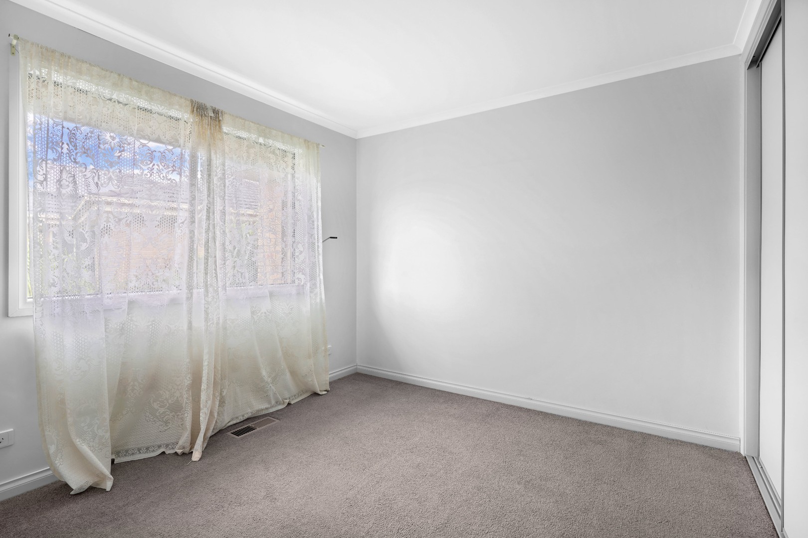 60 Winyard Drive, Mooroolbark, VIC 3138, Mooroolbark - Thumbnail 4