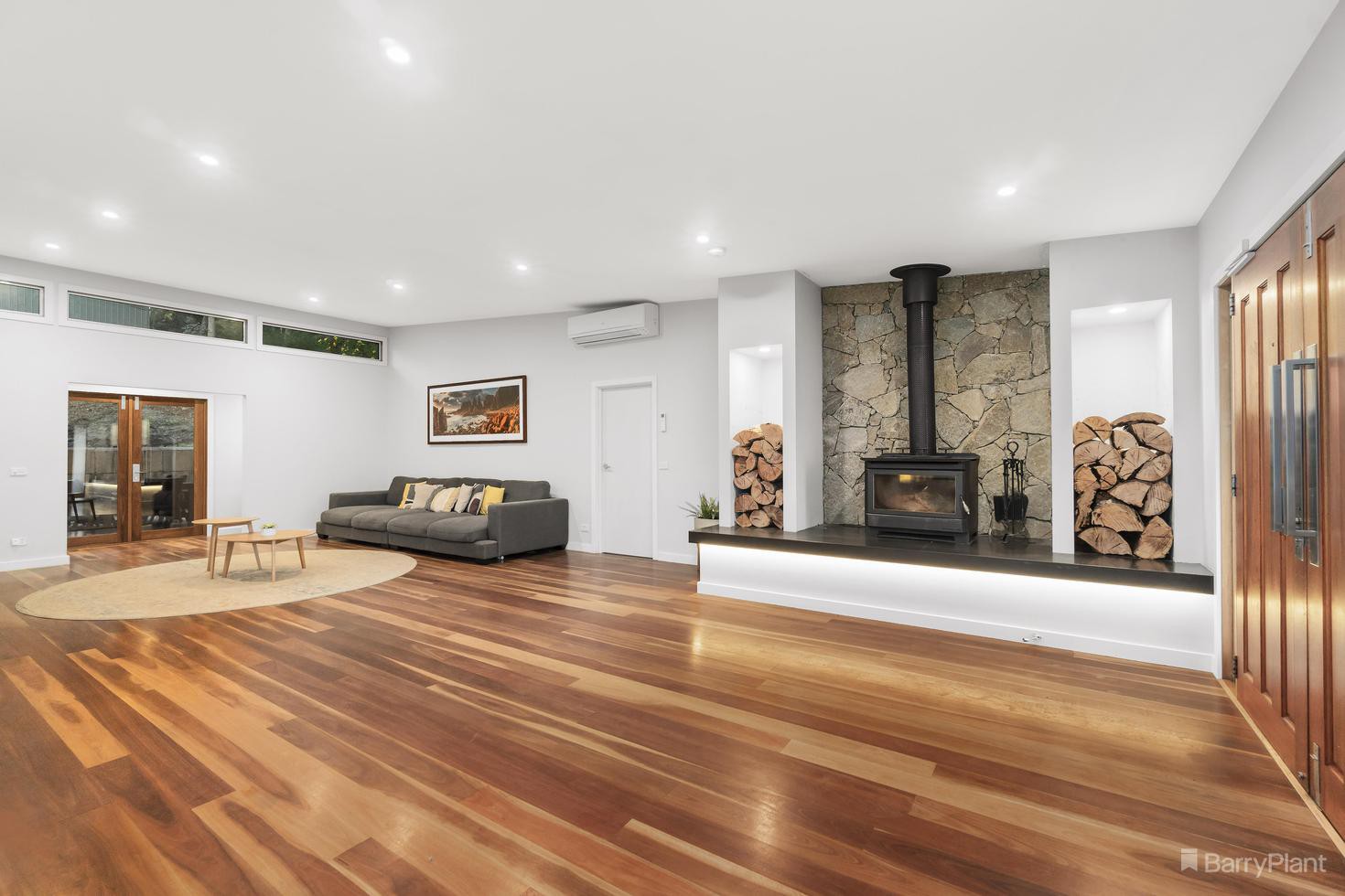 600 Heidelberg Kinglake Road, Wattle Glen, VIC 3096 - Thumbnail 2 - 02/08/2023