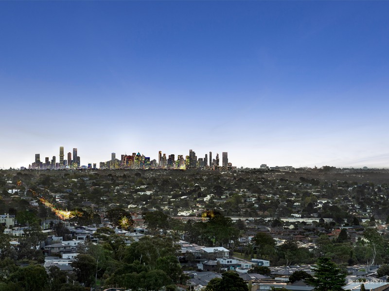 6001/2 Sovereign Point Court, Doncaster, VIC 3108 - Image - 08/10/2025