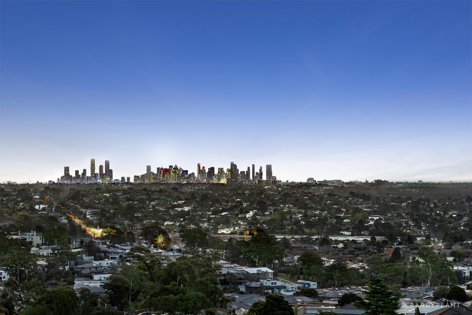 6001/2 Sovereign Point Court, Doncaster, VIC 3108 - Thumbnail 2 - 08/10/2025