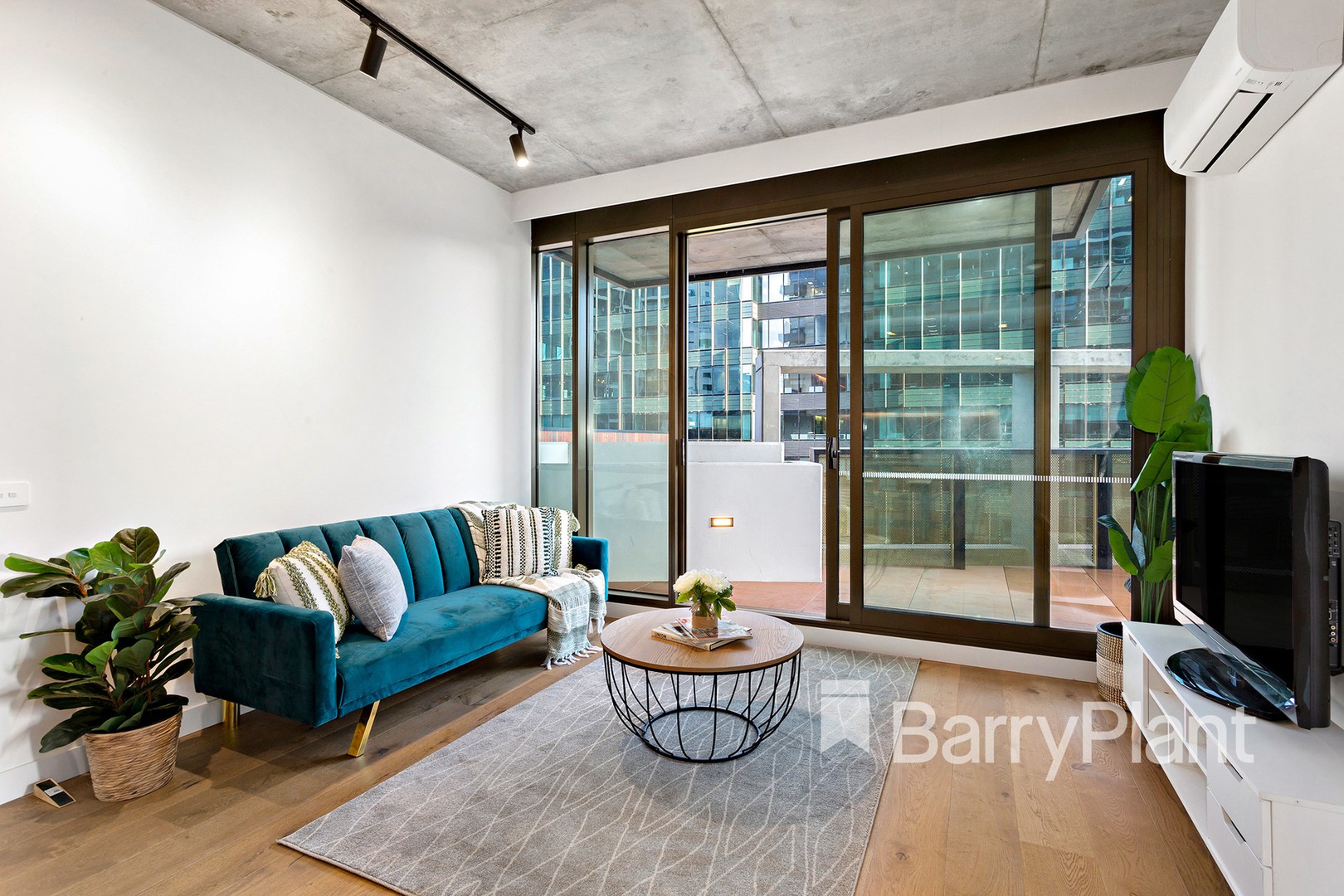 601/3 Aquitania Way, Docklands, VIC 3008, Docklands - Thumbnail 3