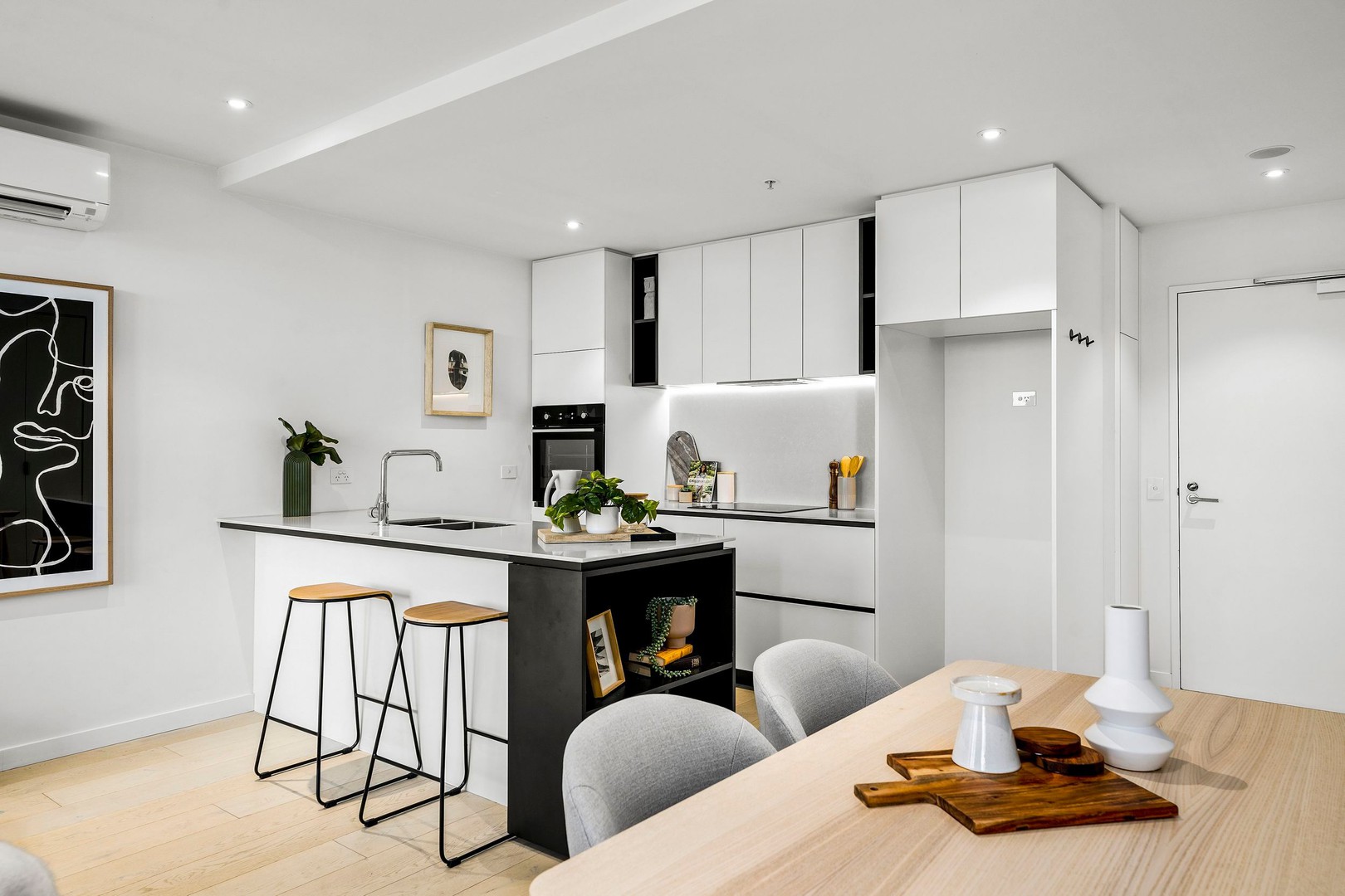 601/7 Aspen Street, Moonee Ponds, VIC 3039, Moonee Ponds - Thumbnail 2