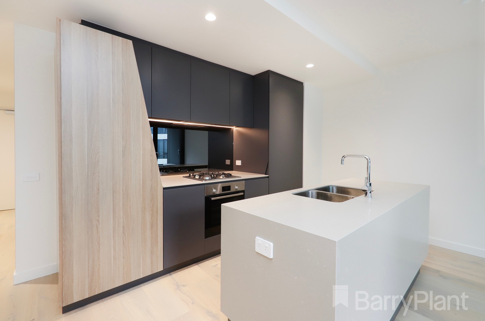 603/1 Joseph Road, Footscray, VIC 3011, Footscray - Thumbnail 6