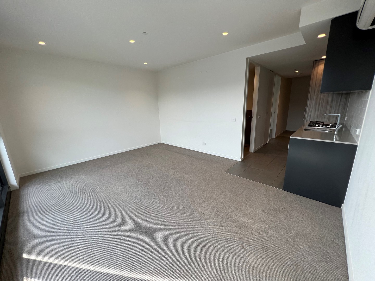 603/120 Burgundy Street, Heidelberg, VIC 3084, Heidelberg - Thumbnail 4