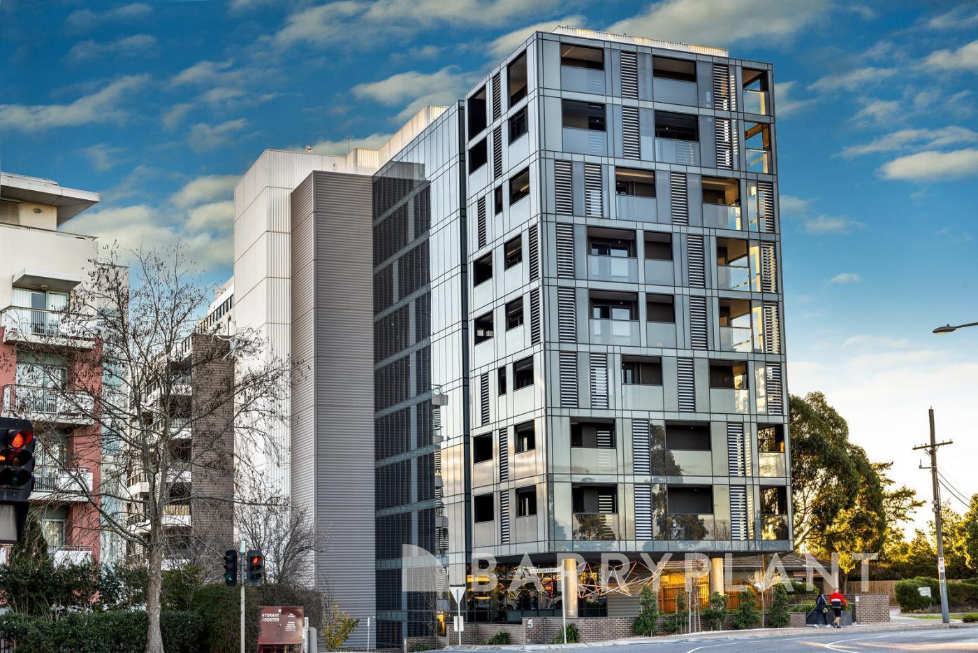 603/5 Sovereign Point Court, Doncaster, VIC 3108 - Thumbnail 2 - 04/09/2025