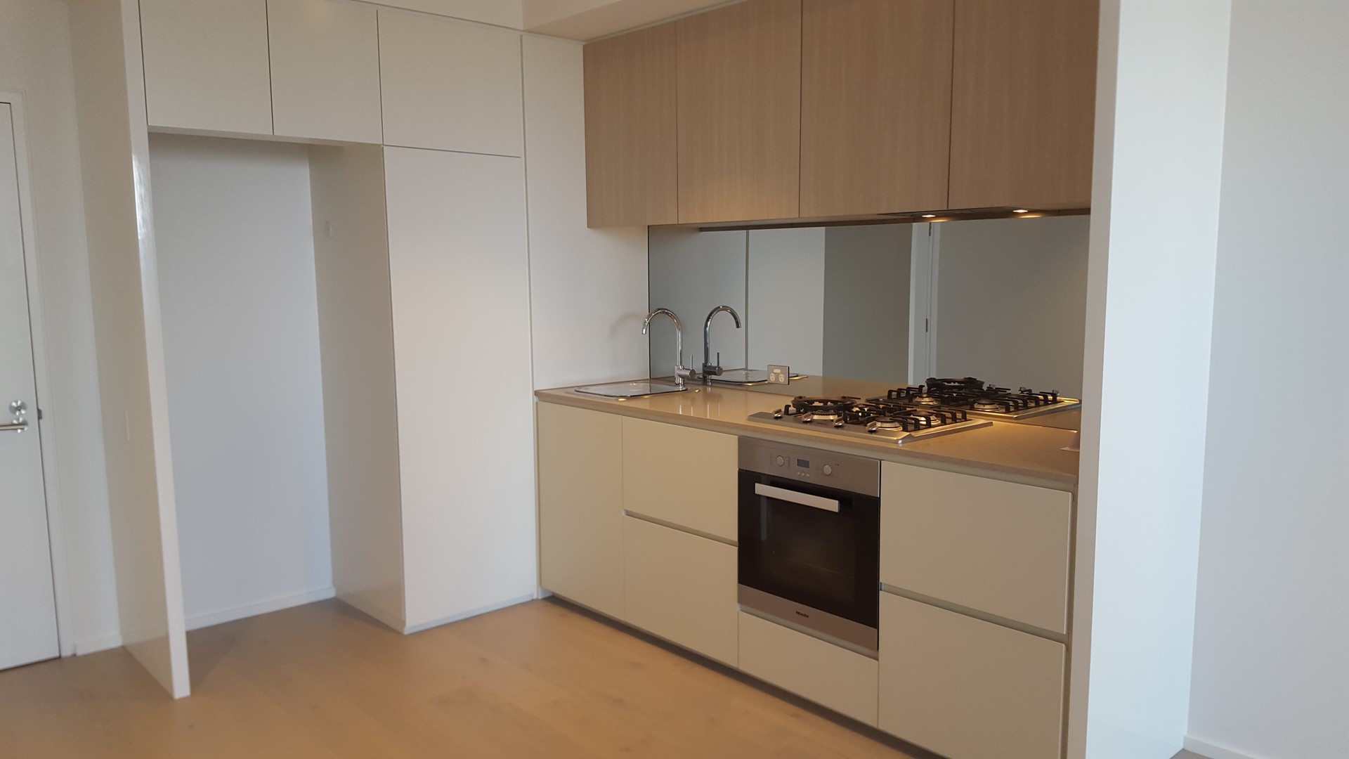 604S/889 Collins Street, Docklands, VIC 3008, Docklands - Thumbnail 4