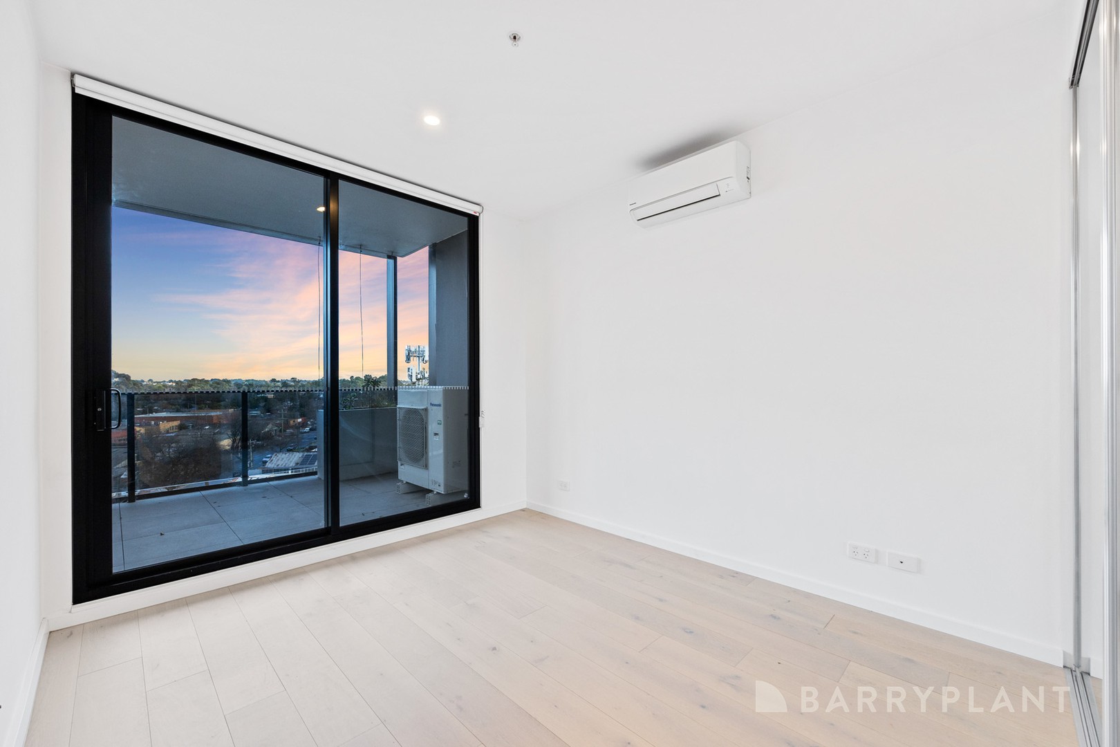 605D/168 Whitehorse Road, Blackburn, VIC 3130, Blackburn - Thumbnail 8